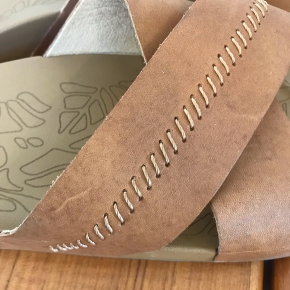 Olukai Kīpe‘a ‘Olu Slides - Picture 7 of 8